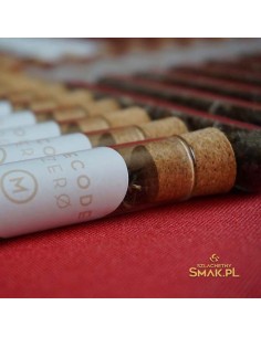 Herbata w szklanej rurce z korkiem 2